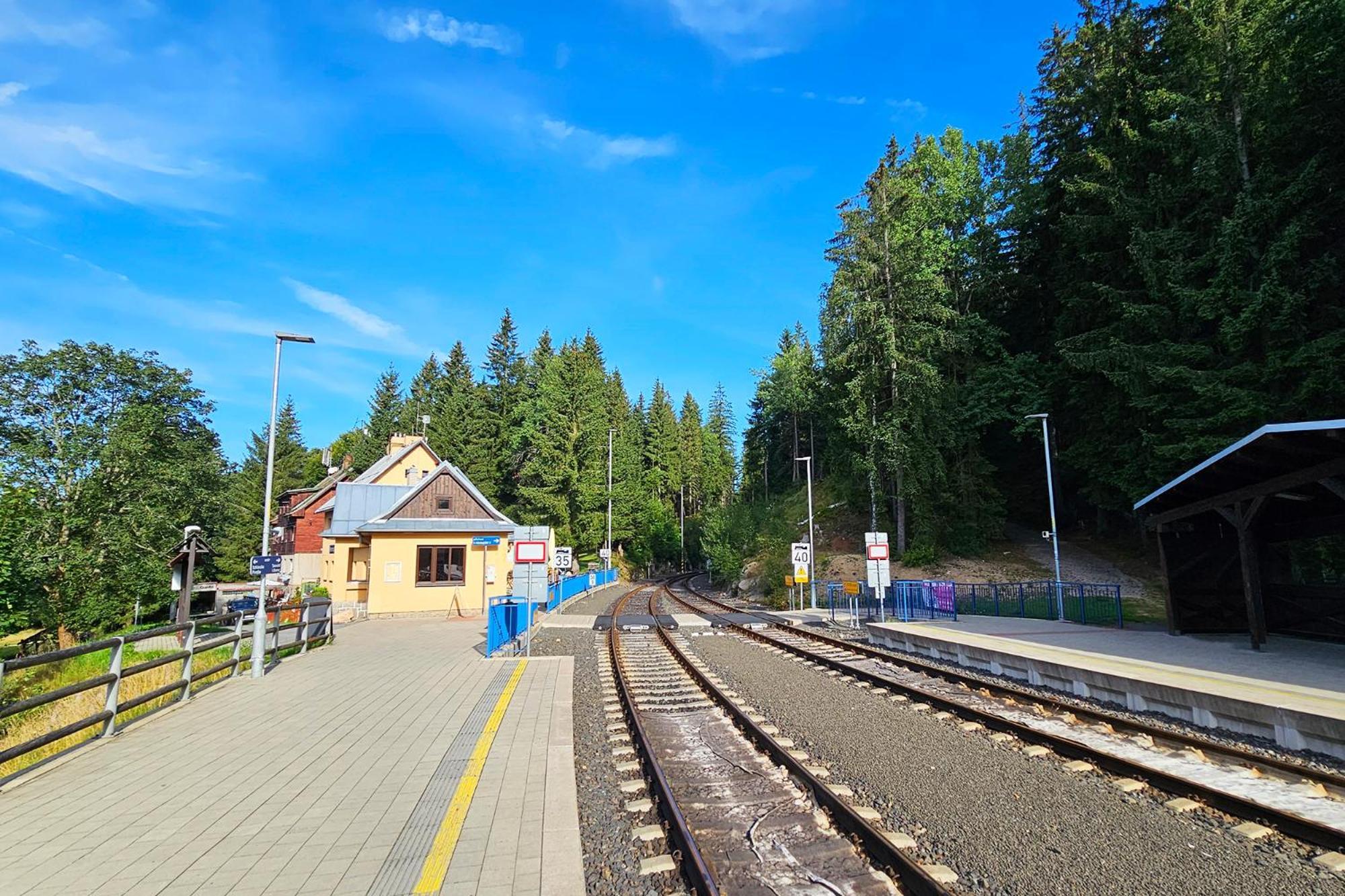 Enjoyharrachov - Atraktivni Slunne Studio Certovka V Centru Harrachova S Garazovym Parkovanim, Wifi-Wlan, Sat, Herni Konzoli, Netflix Zdarma A Nejkrasnejsim Vyhledem Na Certovu Horu S Arealem Skokanskych Mustku A Sjezdovku Eksteriør bilde